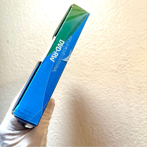 DVD-RW Pop-Up Mobile External DVD-RW. USB 3.0 (2.0 compatible). NEW NIB - Picture 4 of 5